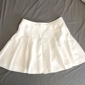 Forever 21 white pleated skirt